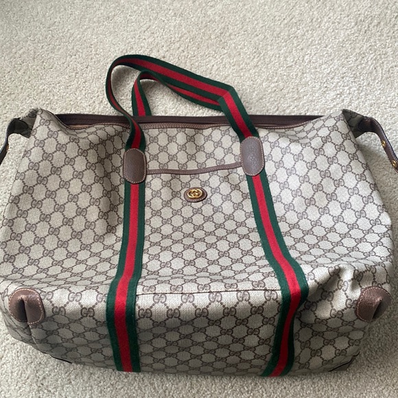 Gucci Handbags - Gucci Tote